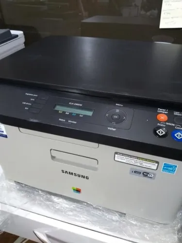 Impressora Samsung Laser Colorida CLX3305fw Multifuncional WiFi