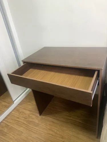 Mesa escrivaninha simples quarto
