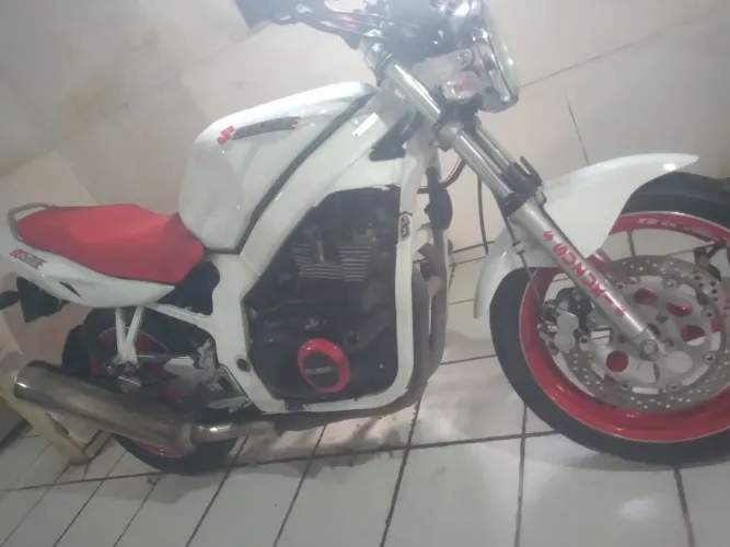 Suzuki GS 500 e GTA..