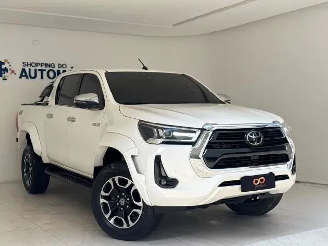Toyota Hilux CD SRX 4X4 2.8 TDI 16V Diesel Aut. 2024