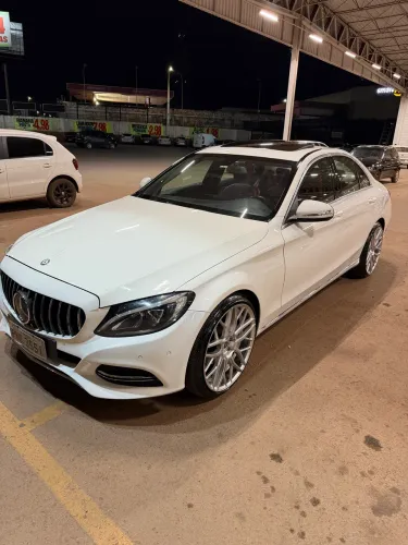 Mercedes-Benz C-200 Avantgarde 2.0 TB 16V 184cv Aut. 2015