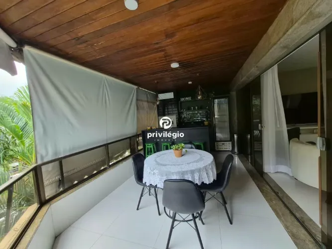 Apartamento de 2 quartos e 1 suíte com 141 m² no Recreio dos Bandeirantes.