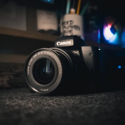 Câmera Canon M50 MK2 + Adaptador + Brindes