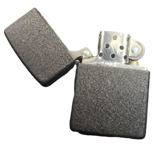 Isqueiro Zippo Preto Fosco Textura Comprado nos EUA Fabricação Julho de 1997 (G XIII)