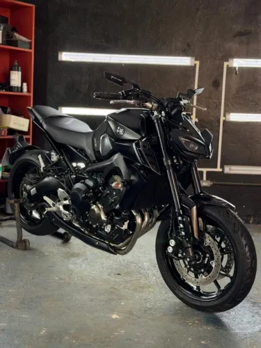 YAMAHA MT-09 