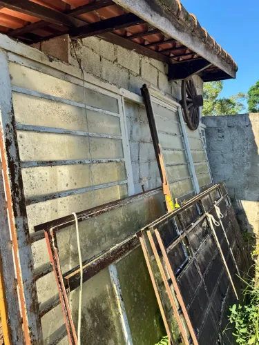 Portas de correr de ferro e vitros