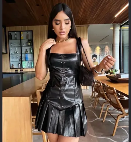 Vestido preto tamanho p, nunca usado