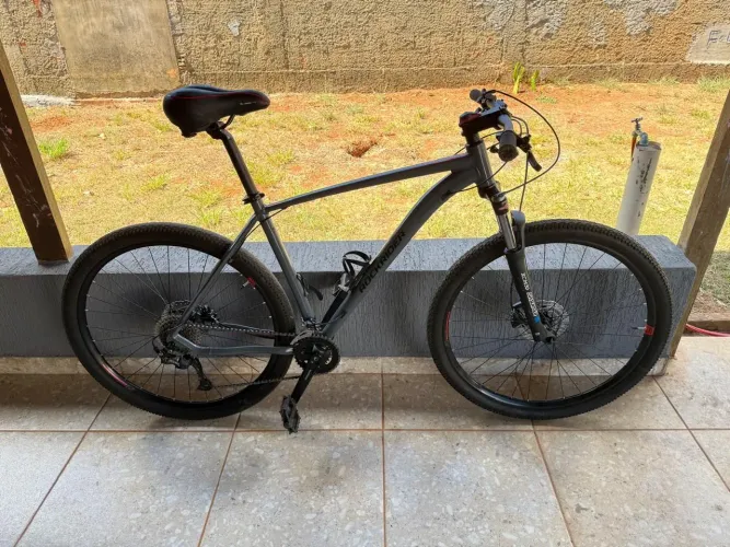 Bicicleta Rockrider ST520 - Aro 29 - Cinza