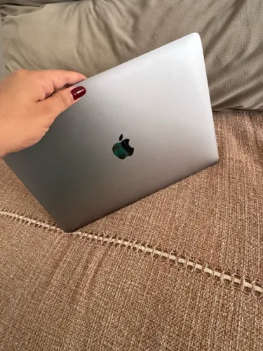 MacBook Pro 2017 | Ótimo preço (Detalhe na tela)