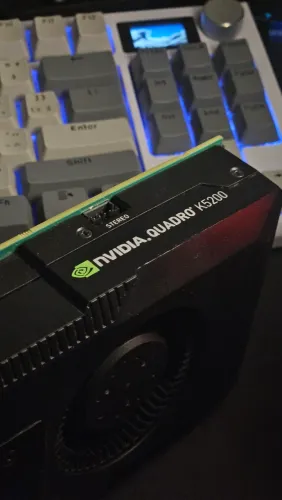 Placa de vídeo Nvidia 8GB