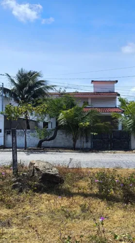 Casa duplex no Portal do Poço, Cabedelo/PB, com 3 suites, piscina