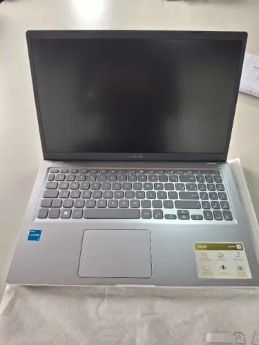 Notebook Asus vivobook muito novo!
