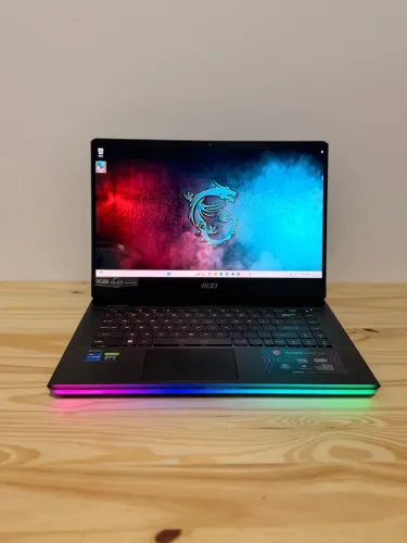 Notebook Gamer MSI - RTX 3070 Ti / Intel Core i7 12800HX / OLED 240Hz QHD (Aceito Trocas)