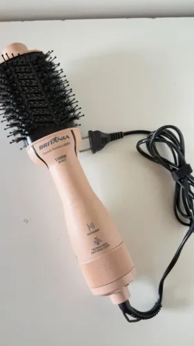 Escova secadora bivolt