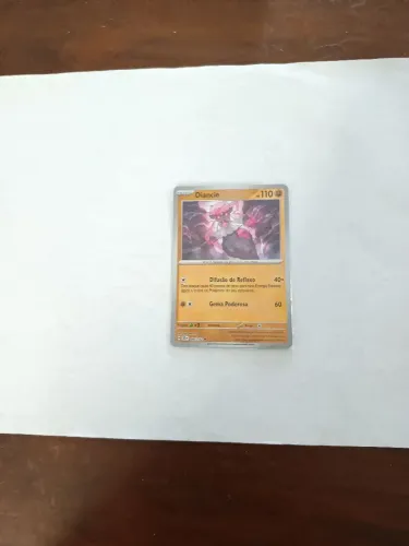 Cartão Pokémon especial