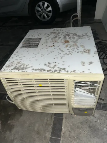 Ar condicionado, 30 mil btu, 220V, funcionando perfeitamente ?
