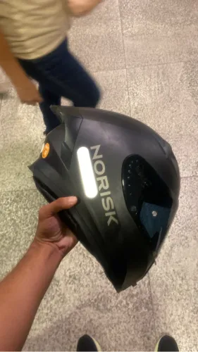 NORISK FLOW PRETO FOSCO COM VISEIRA ESCUTA
