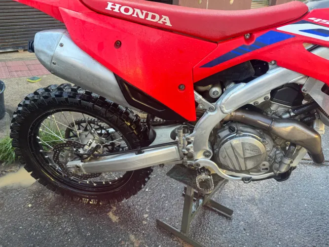 CRF 450 70 horas de uso único dono