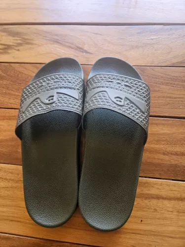 Chinelo adidas