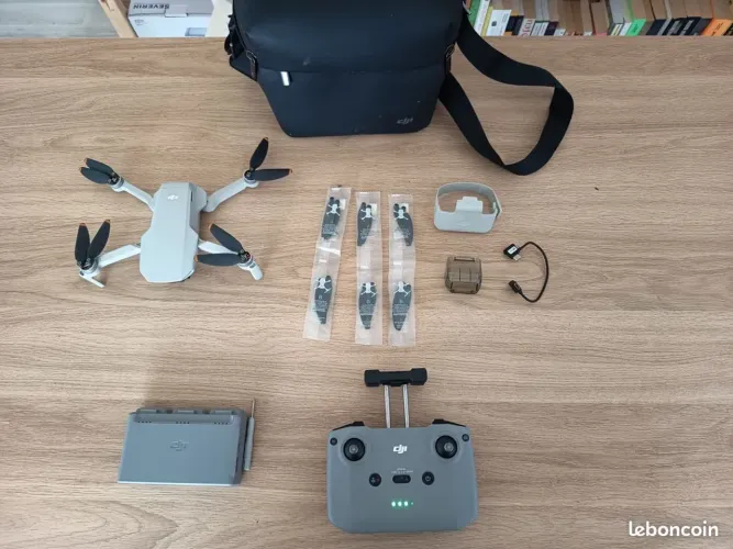 Vendo drone dji mini 2 pra sair rápido