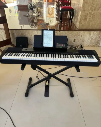 Piano Digital Casio CDP 135, 88 teclas