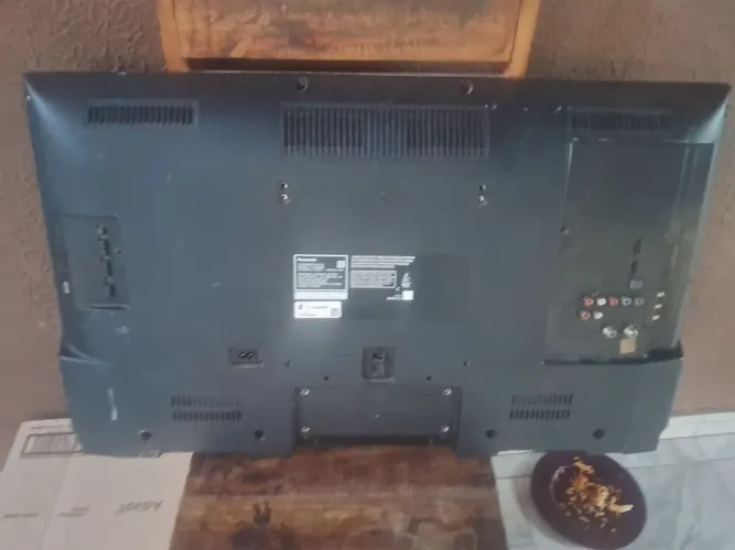 Tv Panasonic para retirada de peças
