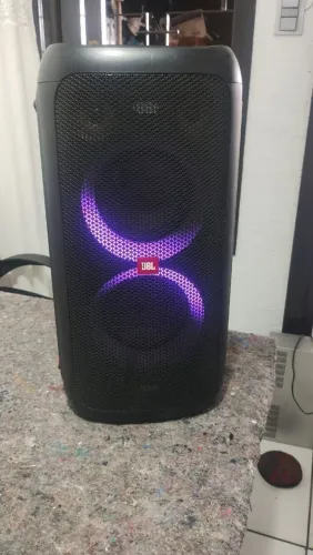 Caixa de som JBL PARTYBOX 100