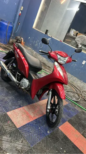 ? VENDE-SE BIZ 110i 2016?