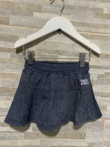 Shorts saia Track& Field infantil tamanho 3/4