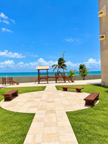 Apartamento para alugar/ 2/4 | vista para o mar | Nascente