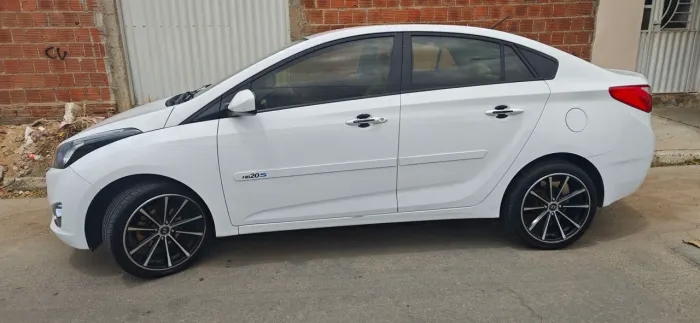 Hyundai HB20S C.plus/c.style 1.6 Flex 16V Mec.4p 2015