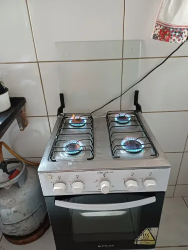 Fogão 4 boca elétrico