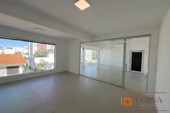 SALA COMERCIAL EM COQUEIROS
