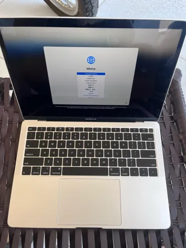 MacBook Air Retina 13? Intel i5 8GB RAM 256GB SSD Muito Conservado