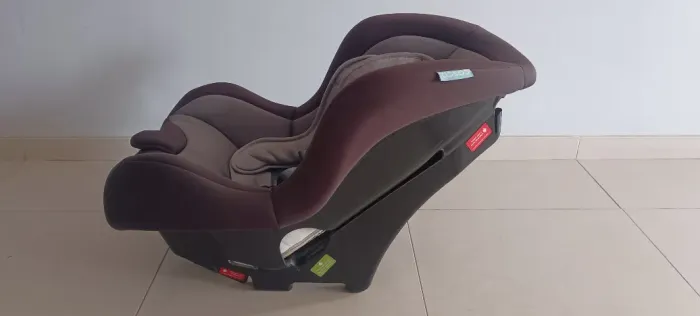 Cadeirinha de bebê Auto Simple Safe COSCO