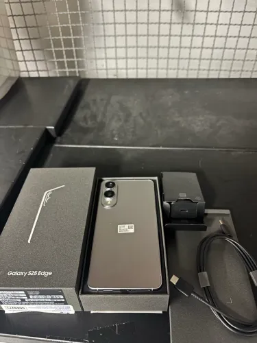 S25 edge