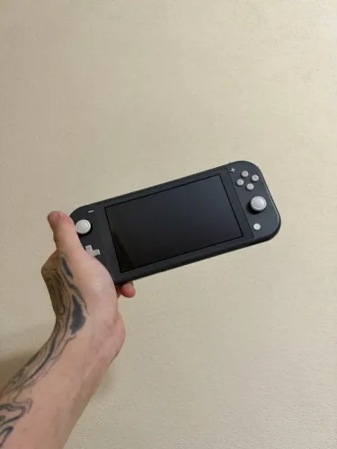 Nintendo Switch lite 128gb desbloqueado