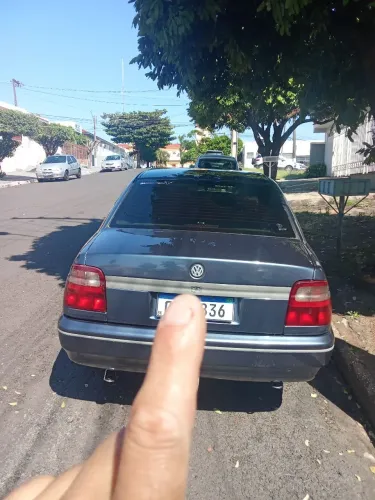 Volkswagen Logus 1.8 / CLI / CL (álcool) 1996
