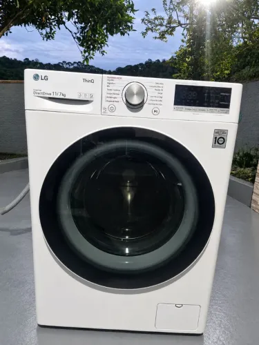 Lava e Seca Smart LG VC4 11kg com Inteligência Artificial AIDD? 127v (ENTREGA)