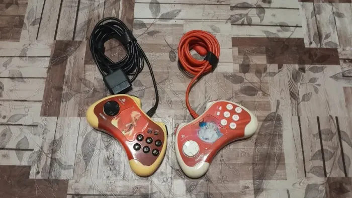 Controles de 6 botões PS2 holográficos
