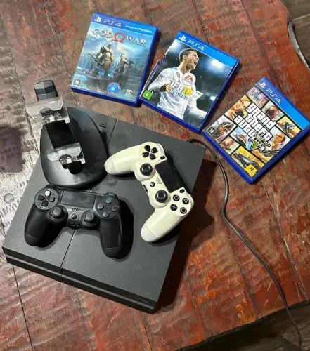 PS4 PRO