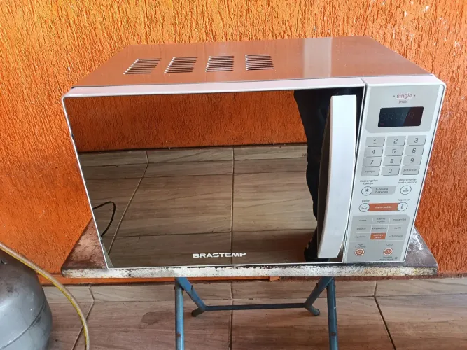 MICROONDAS BRASTEMP INOX 21 LITROS