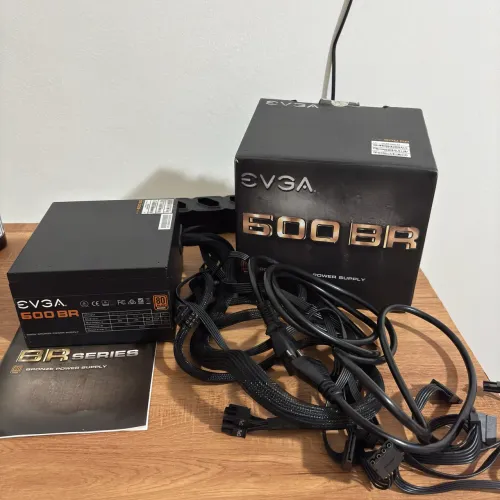 Fonte EVGA 600W 80 Plus Bronze 600 BR