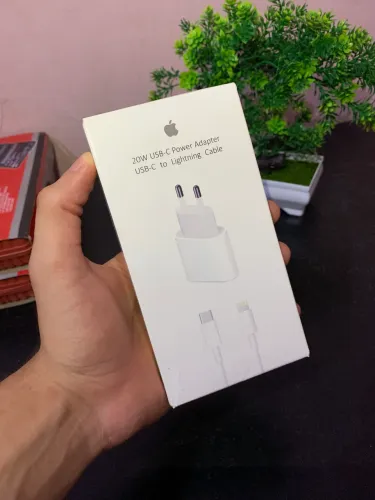 Carregador iPhone Lightning novo