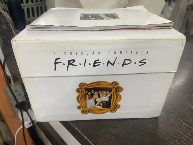 Box de comemoração de Friends 15 anos