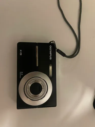 Cybershot Olympus X-15 8.0 megapixels 