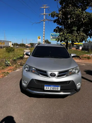 Toyota RAV4 2.0 4X4 16V Aut. 2014