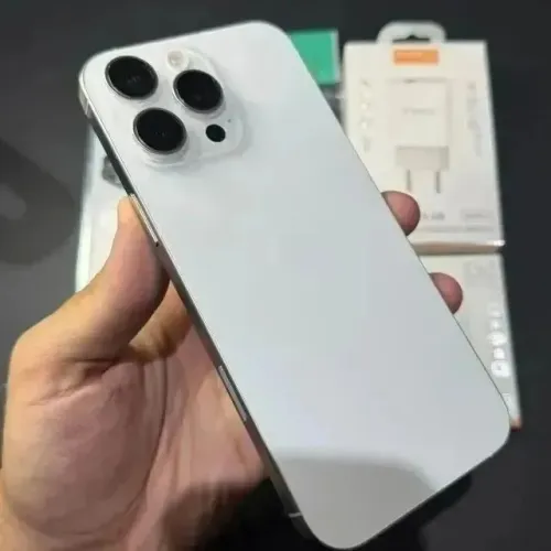 iPhone 16 Pro Max Branco! Impecável! Oportunidade única! Acc cartão! Pra exigentes!