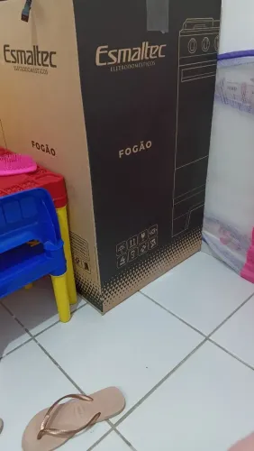 Vendo um fogão esmaltec 4 bocas novo lacrado por 600 reais WhatsApp *