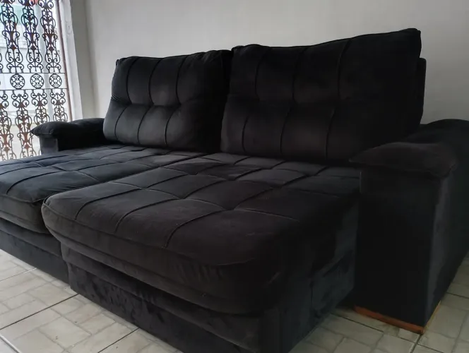 Sofá retrátil e reclinável 2,50 metros em ótimo estado! Entrego no local